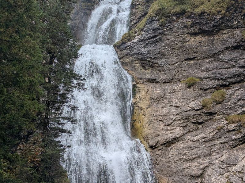 Der Kenzenwasserfall bei der Kenzenhütte