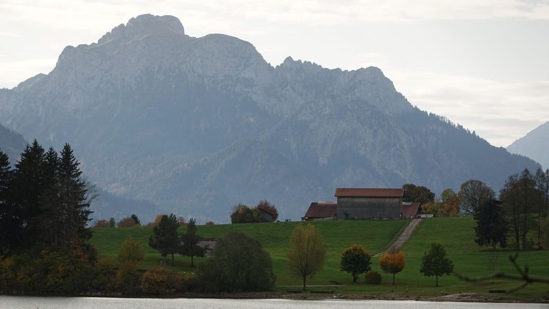 Der Säuling über dem Forggensee