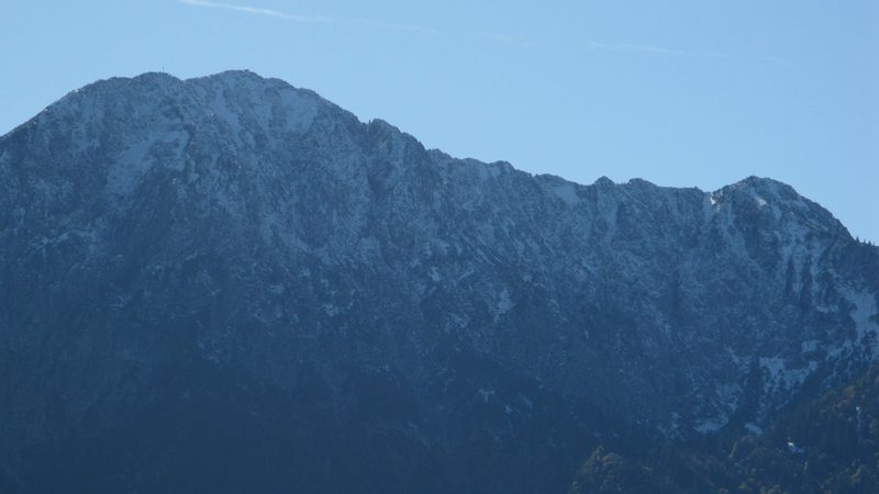 Herzogstand links, Heimgarten rechts