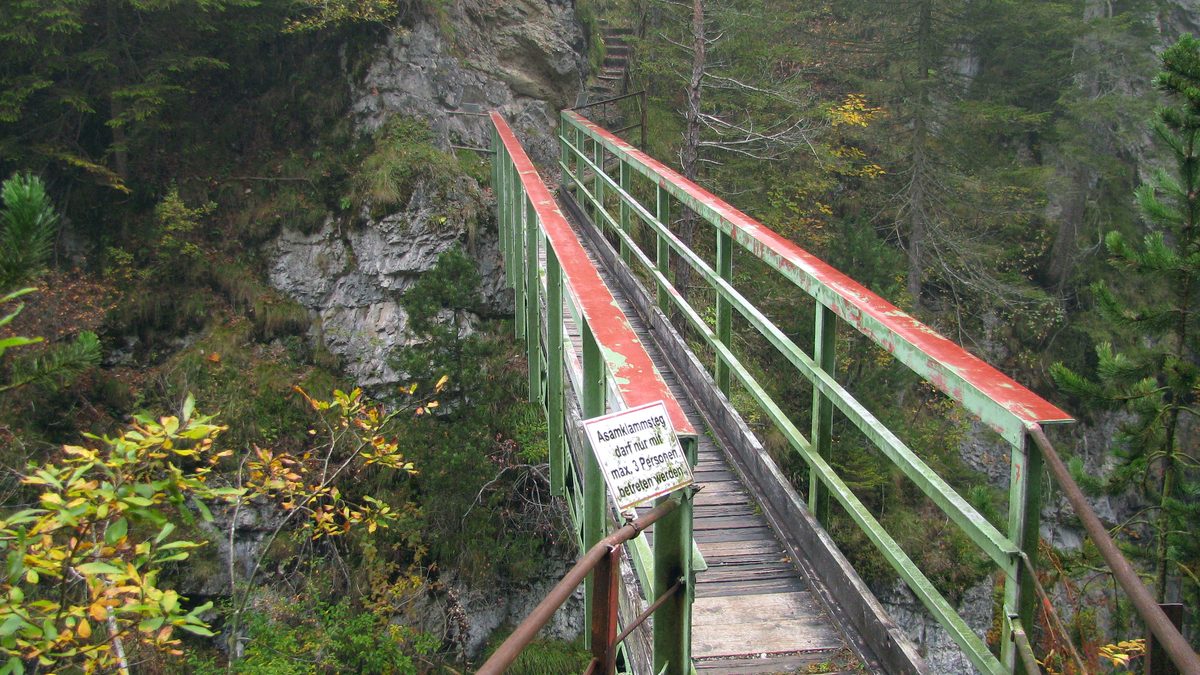 Brücke über die Asamklamm bei Eschenlohe