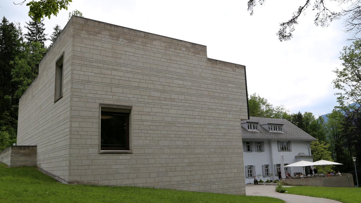 Das Franz Marc Museum über dem Kochelsee