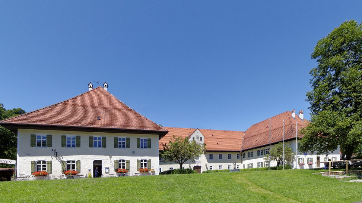 Das Haupthaus des Haupt- und Landgestüts Schwaiganger