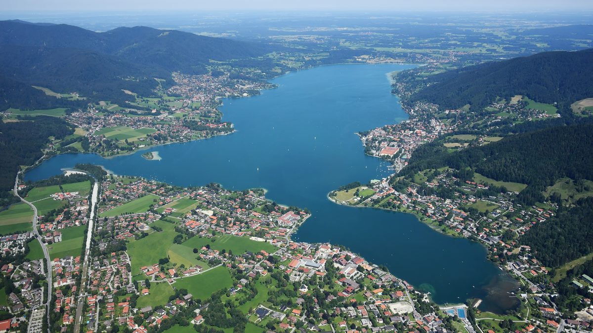 Der Tegernsee von Südosten