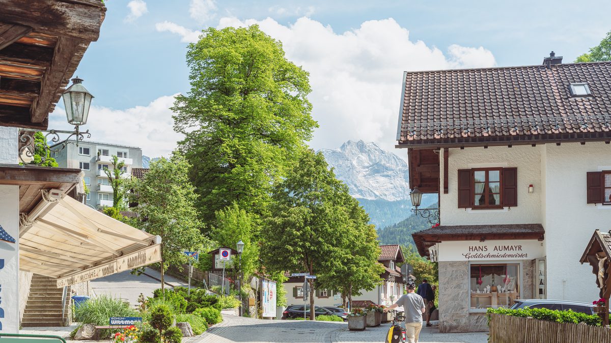 Die Ludwigstraße in Garmisch-Partenkirchen