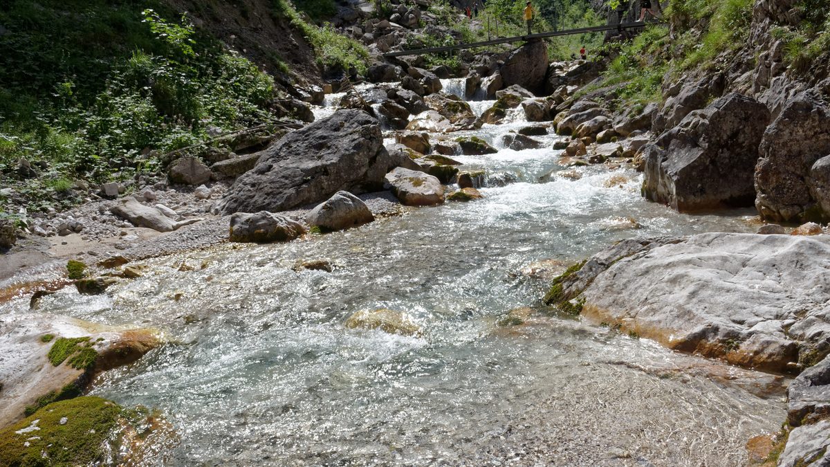 Der Steig durch die Höllentalklamm