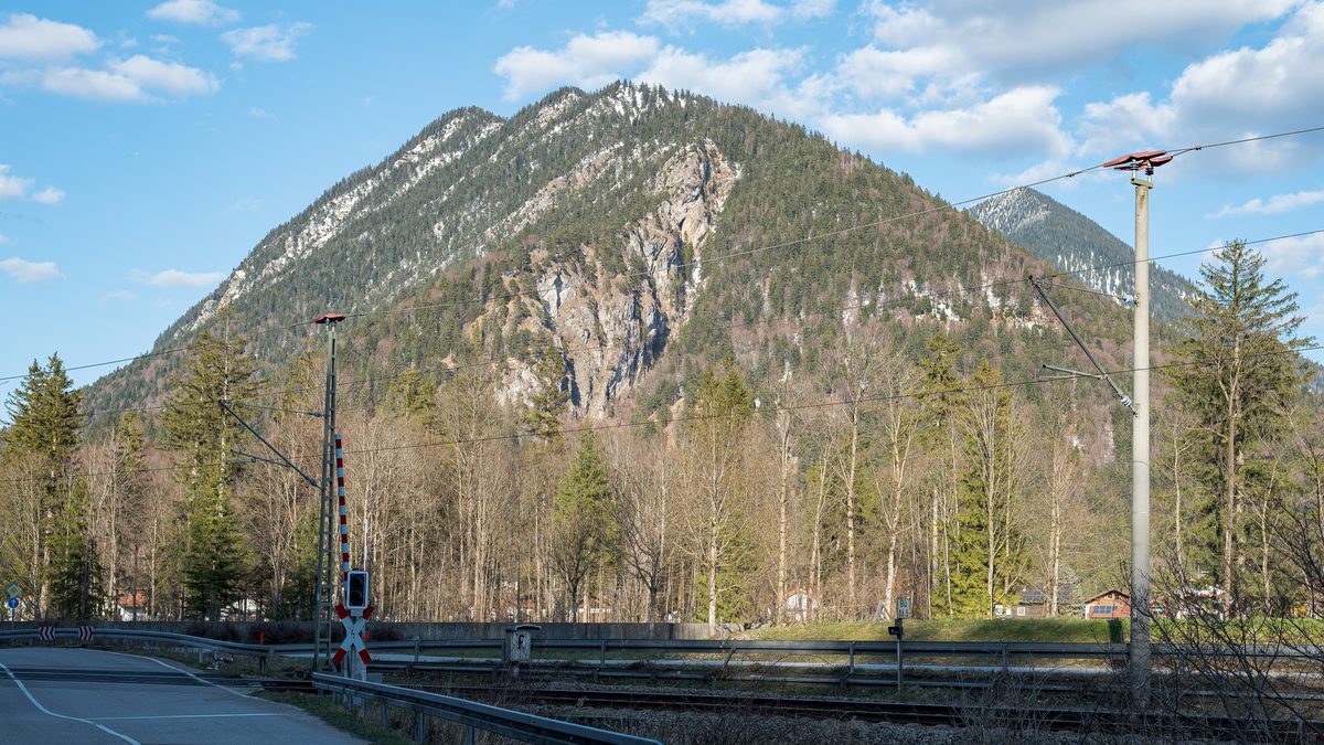 Der Osterfeuerkopf im Estergebirge über Eschenlohe