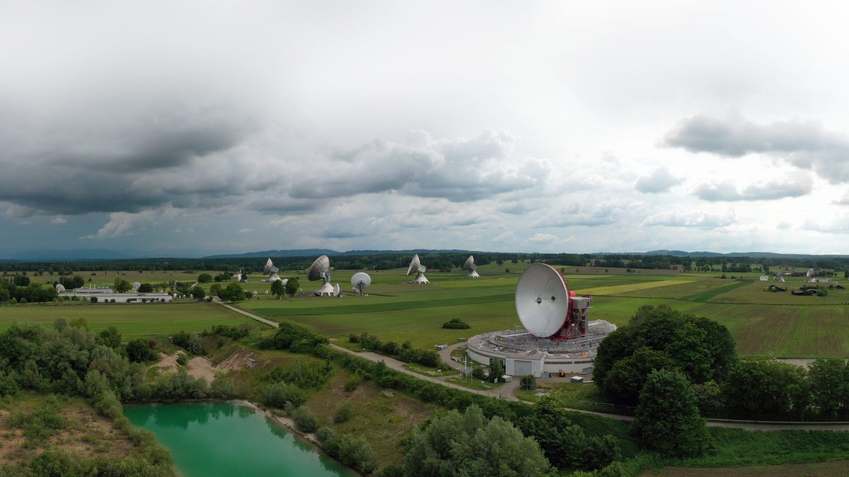 Die Erdfunkstelle Raisting im Ammerseemoos