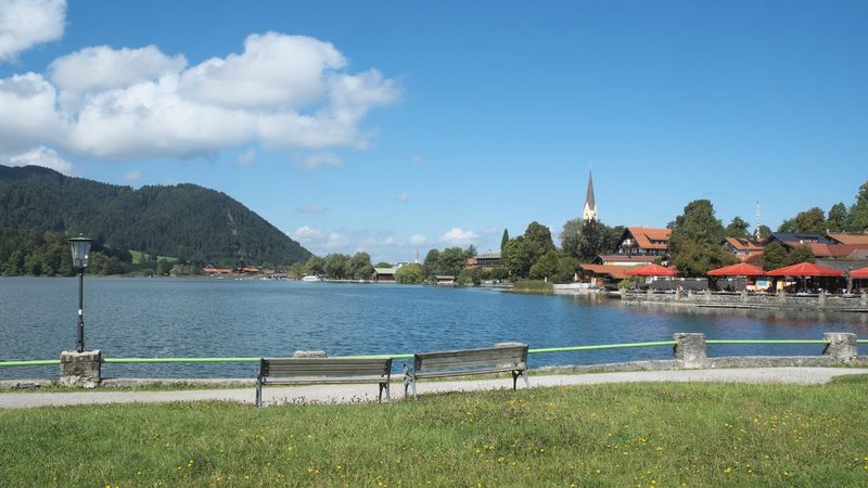Der Ort und der Schliersee