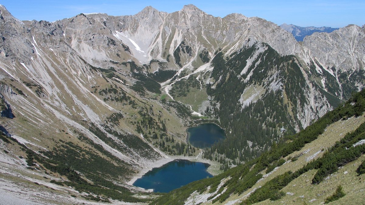 Der Soiernkessel mit den Soiernseen im Karwendel