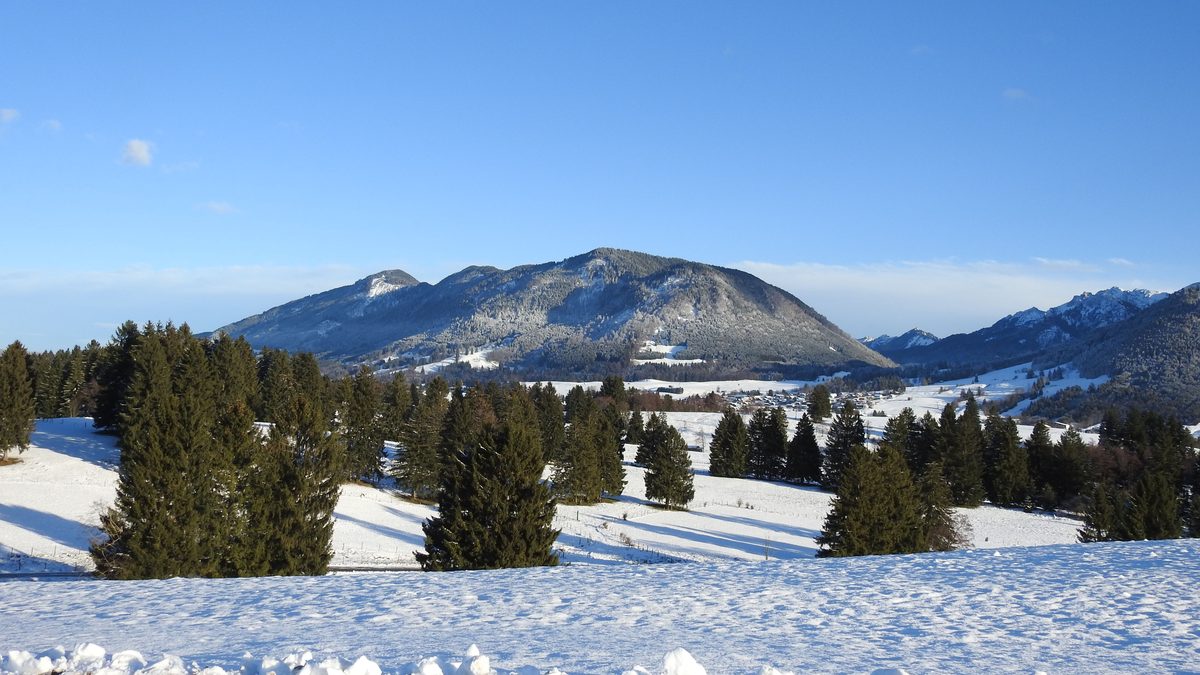 Buching mit Trauchberg und Halblechtal
