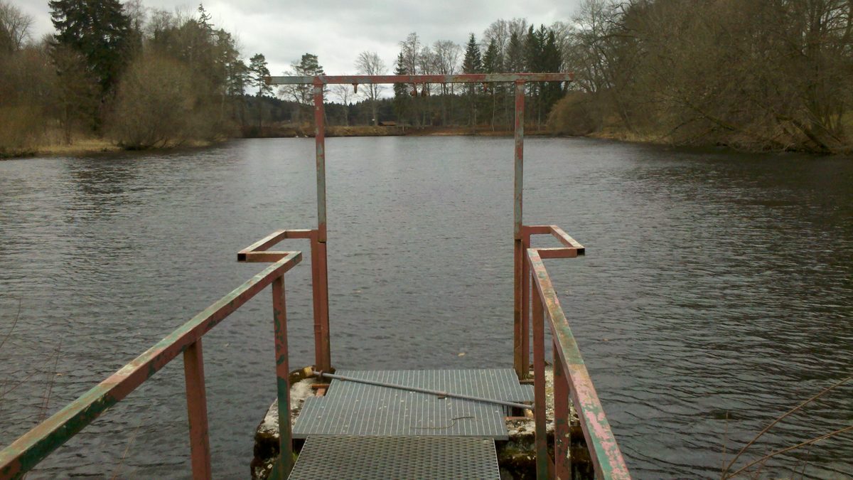 Der Johanniweiher bei den Deixlfurter Seen, Wendepunkt der X1-Runde