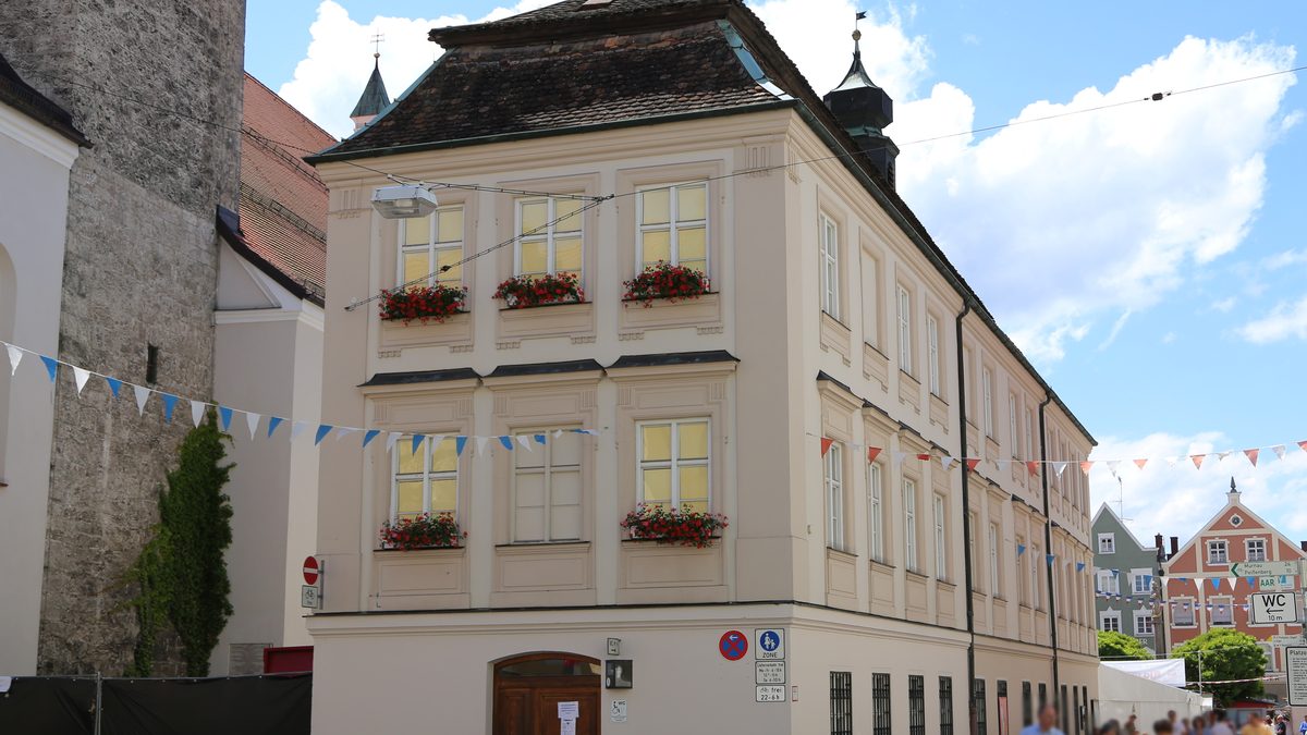 Bürgerhausfassade am Marienplatz in Weilheim